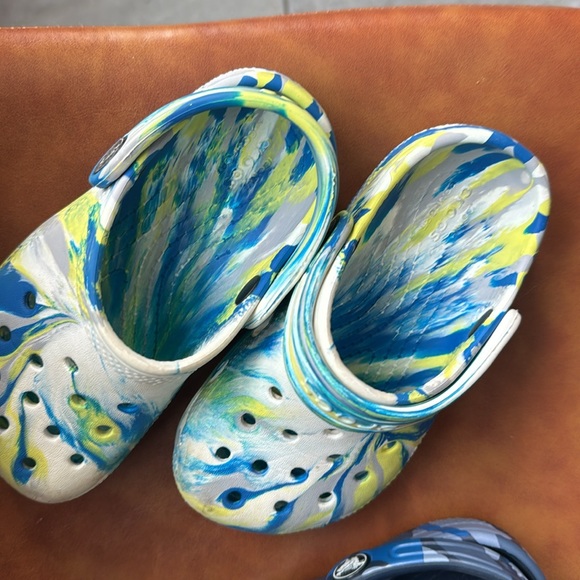 Little Boys Crocs Sandals, two pairs, size 9 boy toddler - Picture 4 of 5